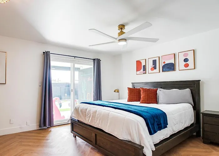 Luxury 3 Bedroom With Relaxing Pool