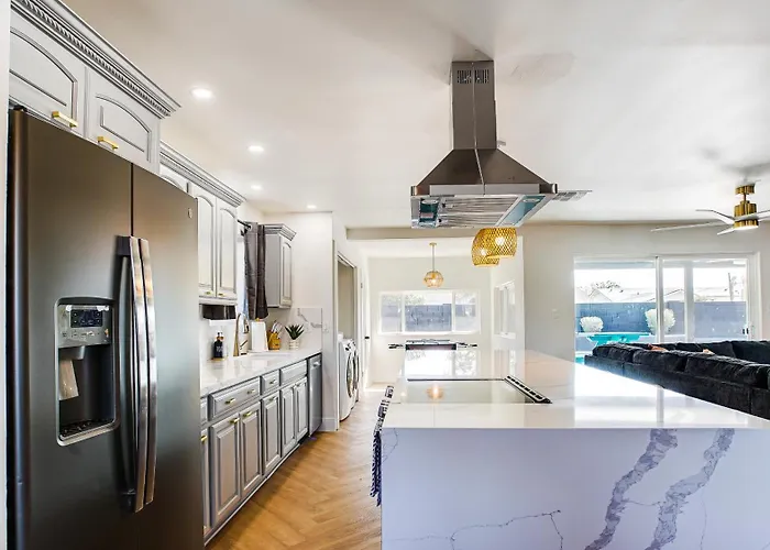 Holiday home Luxury 3 Bedroom With Relaxing Pool Scottsdale